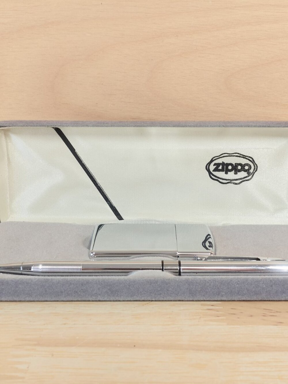 Vintage 1989 Zippo Slim Lighter & Zippo Pen Gift Set with Original Case